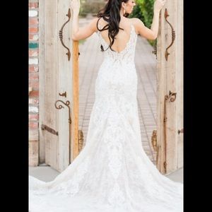 Allure bridal dress (style 9501)